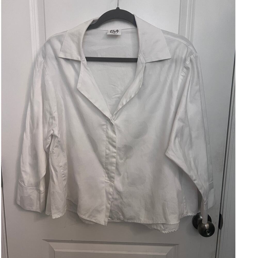 PLANET by Lauren G White Oversized Cropped Button-Up Jacquard Circle Boxy Blouse